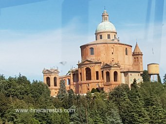 La Basilique San Luca à Bologne