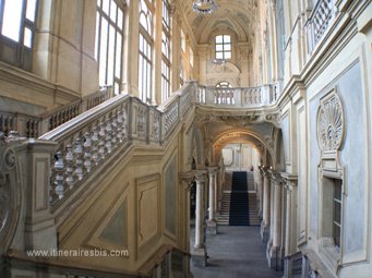 Turin le Palazzo Madame le grand escalier